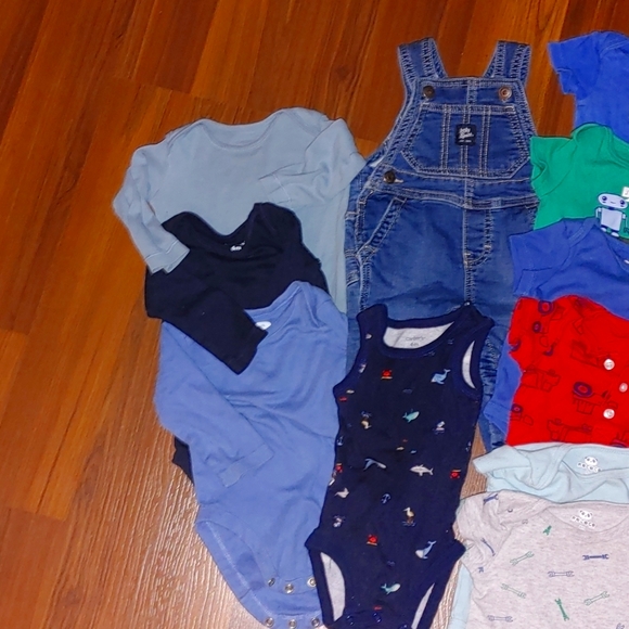 Baby bundle boy 6 months - Picture 3 of 5